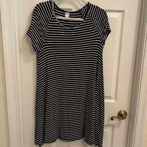 Old Navy Stripe Dress Size M